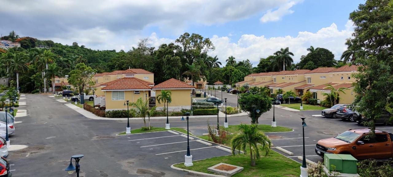 Anna'S Joye Chatham Montego Bay Exterior photo